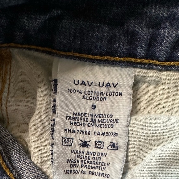 Vintage Tommy Hilfiger Jeans Y2K Straight Leg Denim Women’s 9/33 Made in Mexico - Picture 2 of 10